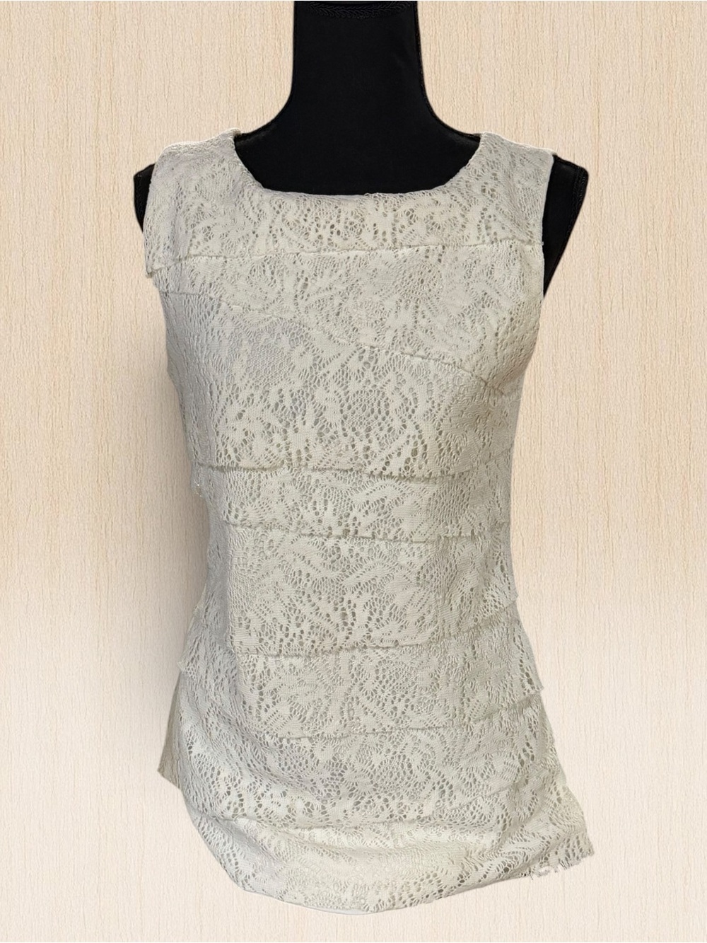 Verve Ami Cream Lace Sleeveless Camisole Medium